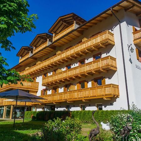 Dolomitenhotel Weisslahnbad Тирес Екстериор снимка