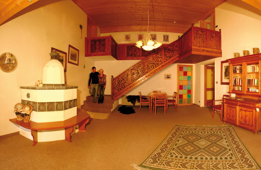 Dolomitenhotel Weisslahnbad Тирес Екстериор снимка